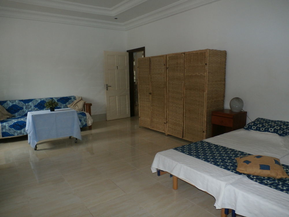 B & B Villa Calliandra Bijilo Экстерьер фото