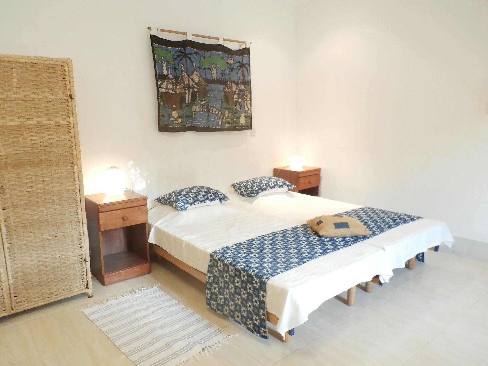 B & B Villa Calliandra Bijilo Экстерьер фото