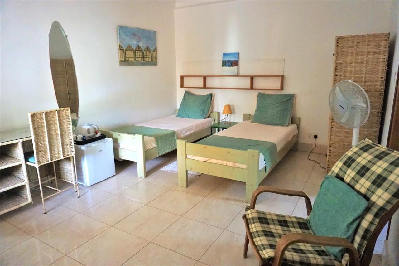 B & B Villa Calliandra Bijilo Экстерьер фото