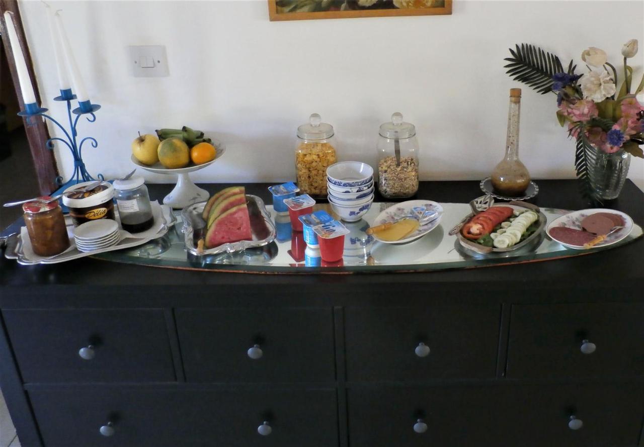 B & B Villa Calliandra Bijilo Экстерьер фото